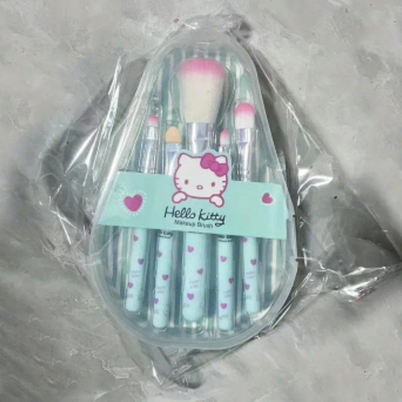 HELLO KITTY 5Pc High-Quality Makeup Brush Set NWT!! Available in 3 Colors - Picture 8 of 12